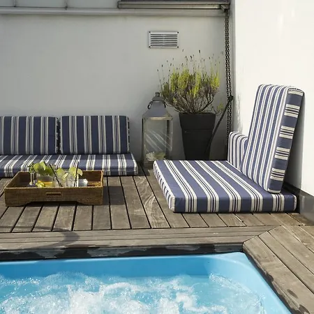 Pavi Apts - Private Rooftop Swimming Pool * Ljubljana