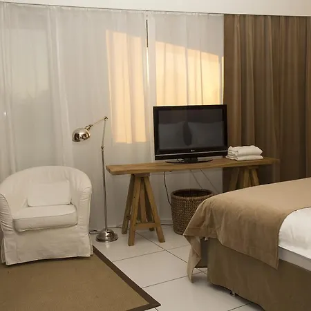 Pavi Apts - Private Rooftop Swimming Pool Apartament *