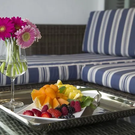 Pavi Apts - Private Rooftop Swimming Pool ليوبليانا